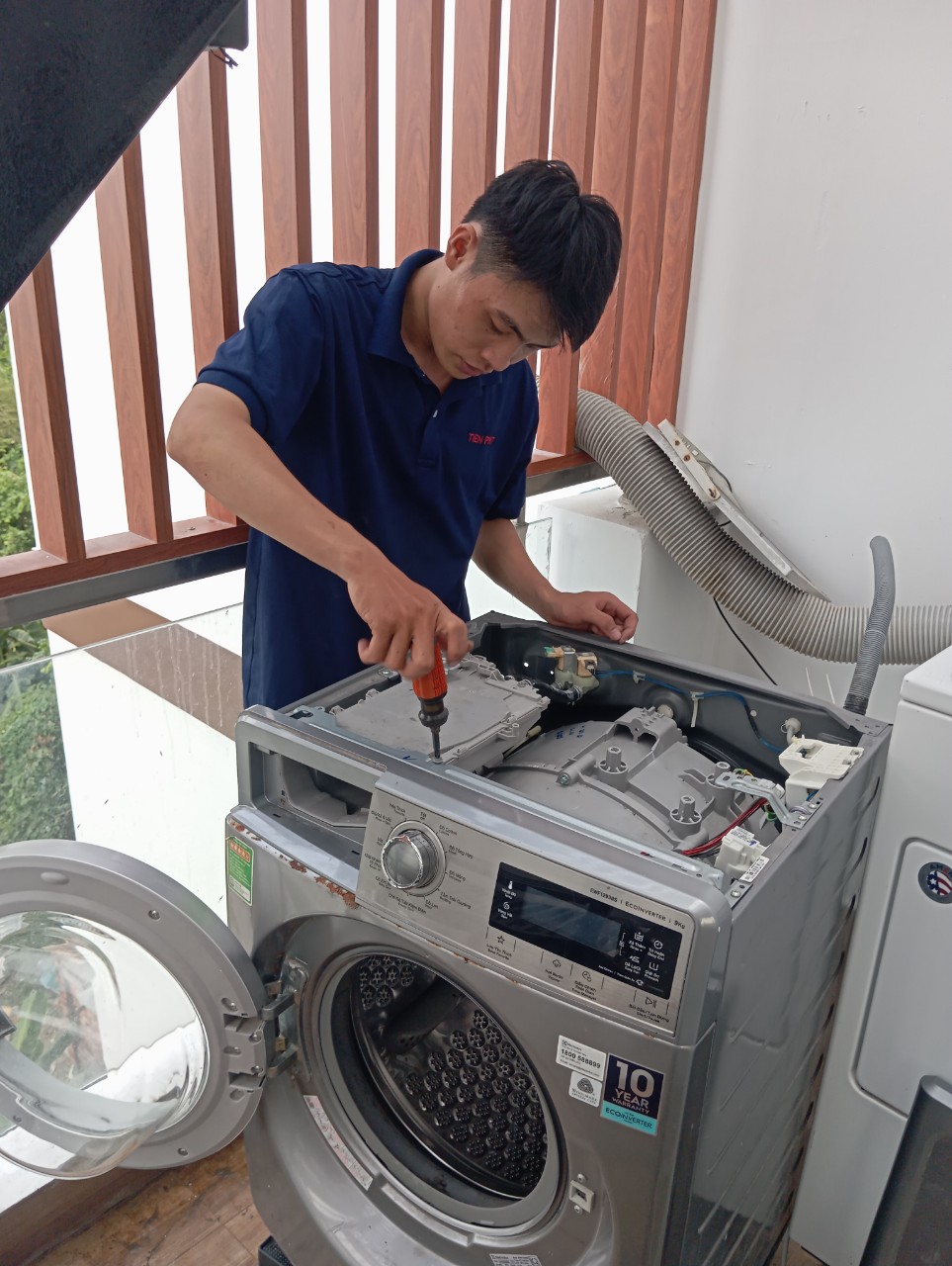 sua-may-giat-xa-la-1